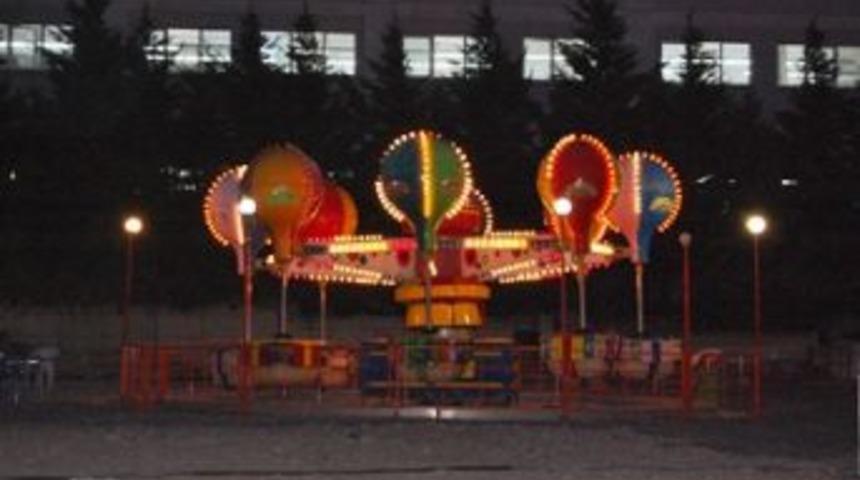 Sancaktepe&rsquo;de Lunapark a&ccedil;ıldı