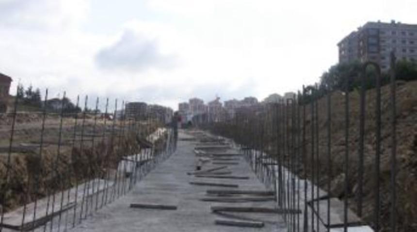 &Ccedil;ukur&ccedil;ayır Beldesi&rsquo;nde Altyapı &Ccedil;alışmaları S&uuml;r&uuml;yor
