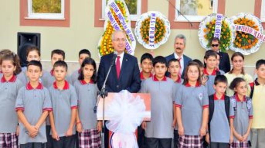 Manisa'da 254 Bin 768 &Ouml;ğrenci Dersbaşı Yaptı