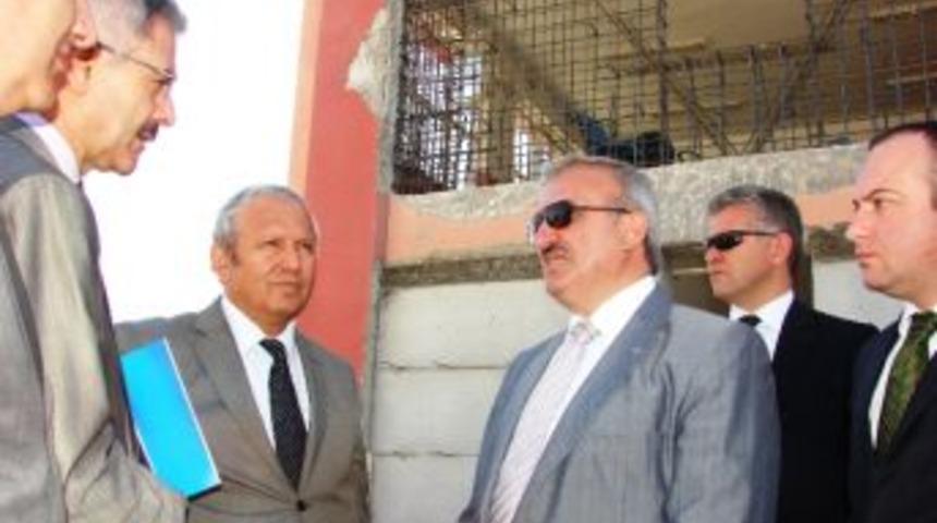 Vali Karaloğlu Okul İnşaatlarını İnceledi