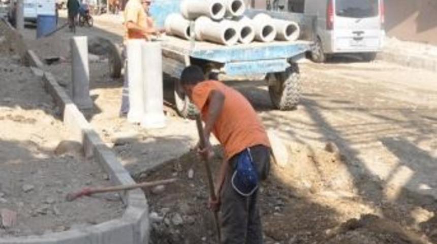 Turgutlu Belediyesi Sokaklara Modern Bir Hava Katıyor