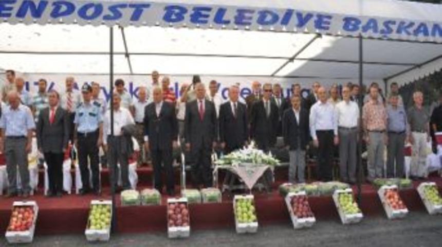 Gelendost&rsquo;ta Zafer Ve Festival Kutlamaları