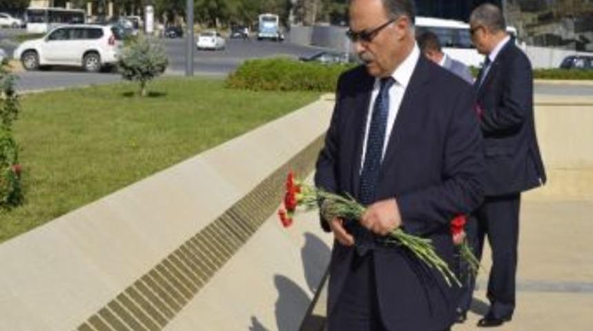 Azerbaycan'ın Tıp Eğitimine Malatya'dan Destek