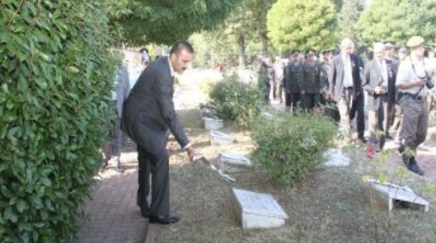 D&uuml;zce Belediye Başkanı Bayram &ldquo;gaziler Bizim Onurumuzdur&rdquo;