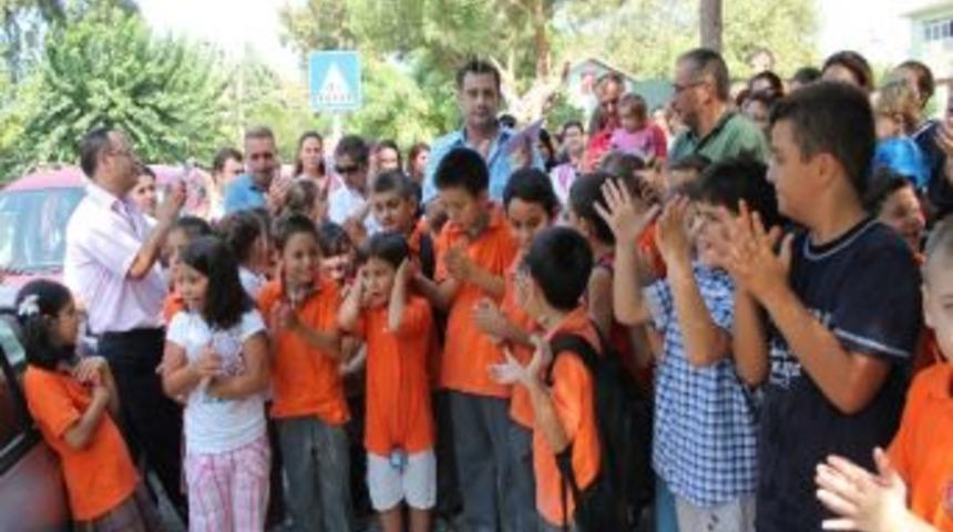 Sel&ccedil;uk&rsquo;ta Veliler, &Ccedil;ocuklarını Sınıflarına Sokmadı