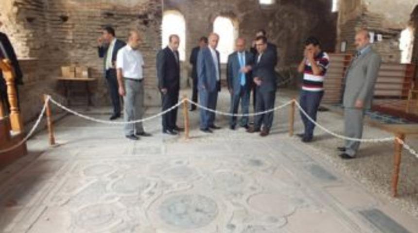 Vali Harput Ayasofya&rsquo;yı İnceledi