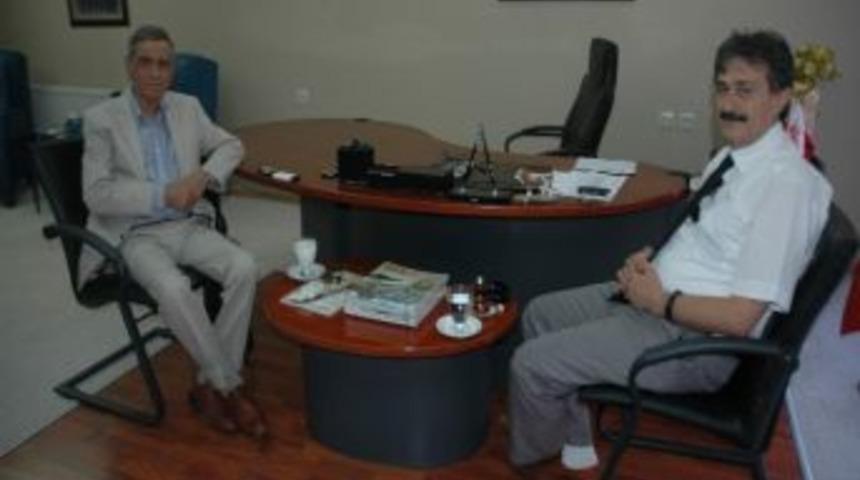 N&uuml;fus M&uuml;d&uuml;r&uuml; Mustafa Alan&rsquo;dan Manisa Ticaret Ve Sanayi Odası (tso) Başkanı Koşmaz&rsquo;a Ziyaret