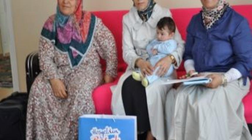 Dilovası&rsquo;nda Hoşgeldin Bebek Projesi Hayata Ge&ccedil;ti