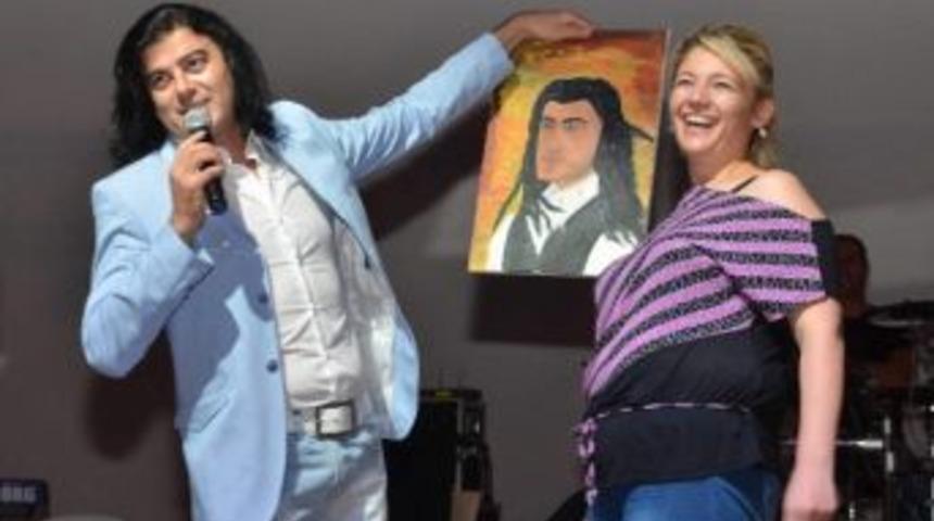 Efe, Engelliler İ&ccedil;in S&ouml;yledi