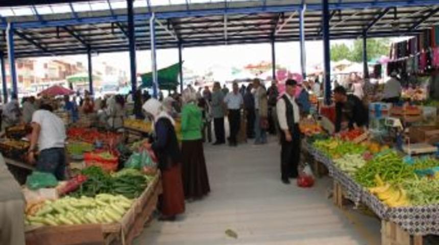 Pazarcı Esnafının Sandıklık Pazarına İlgisi