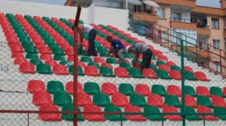 Mudanya Stadı Yenileniyor