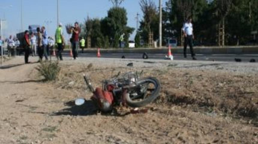 Karaman'da Trafik Kazası: 2 Yaralı