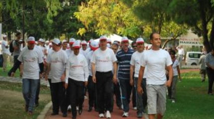 Manisa&rsquo;da 'obeziteye Karşı 10 Bin Adım' Projesi Başladı