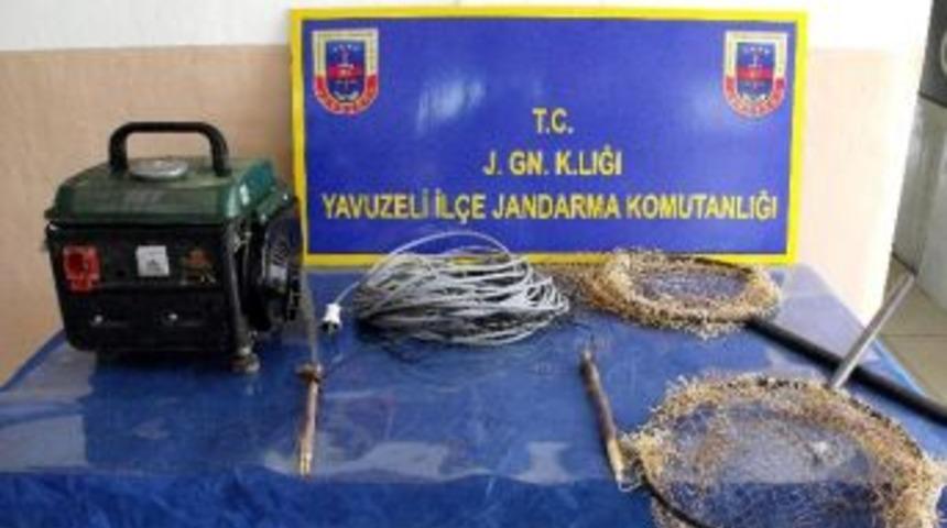 Jenerat&ouml;r İle Avlanmaya Jandarma Engeli