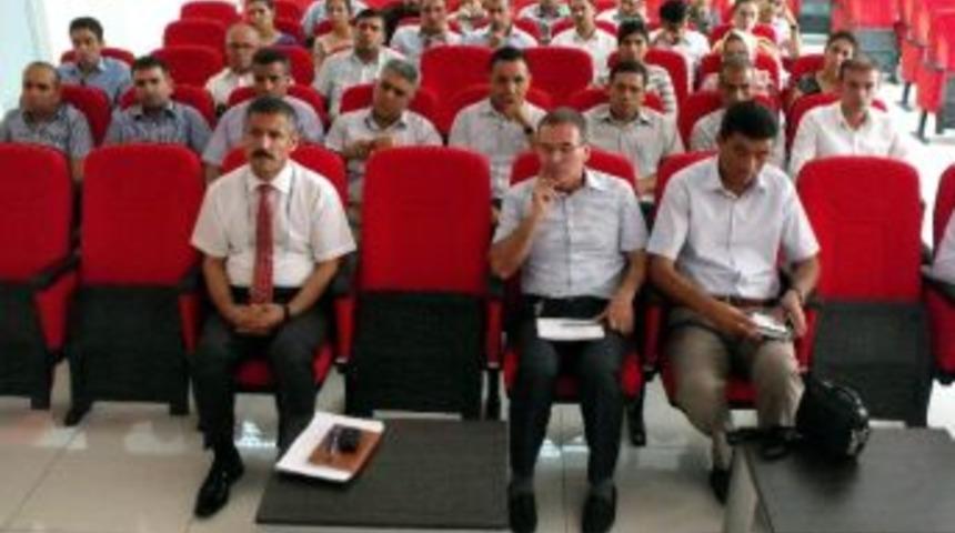 Okul M&uuml;d&uuml;rleriyle Bir Araya Gelindi