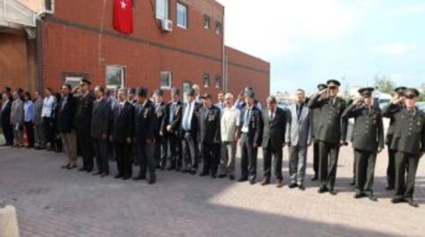 Gaziler Günü Çayırova’da Törenle Kutlandı