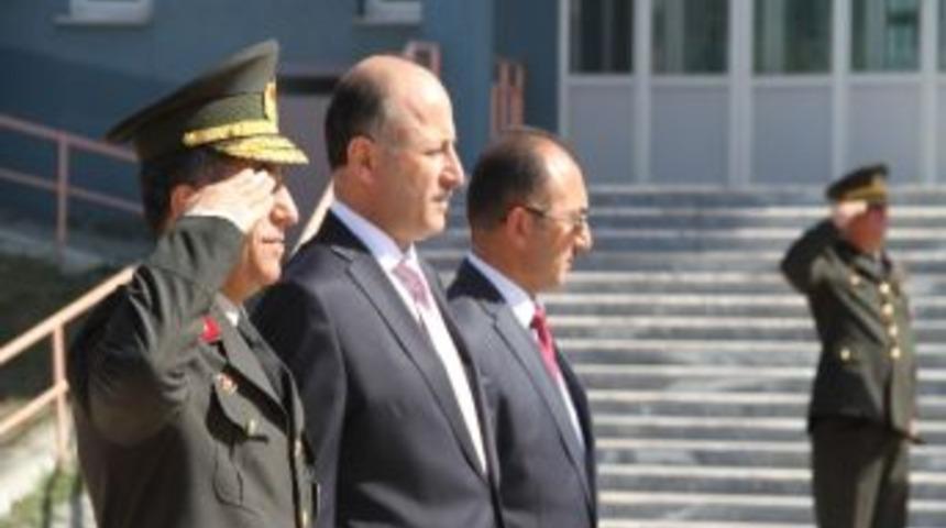 Ardahan&rsquo;da Gaziler Ve Şehitler Anıldı