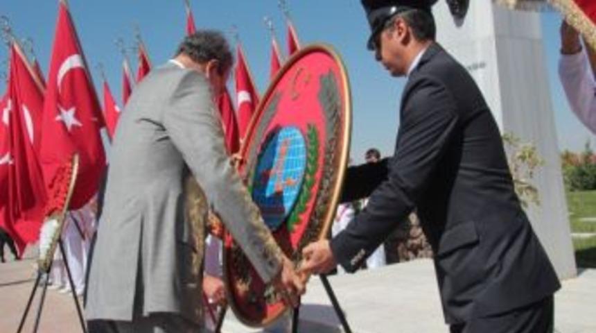 Gaziler G&uuml;n&uuml; Kutlandı