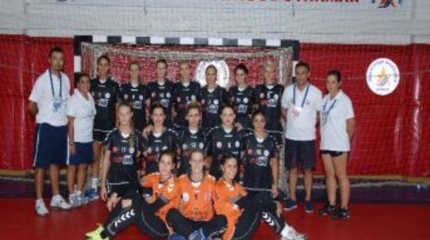 Muratpaşa, Avrupa&rsquo;da Galibiyet İstiyor