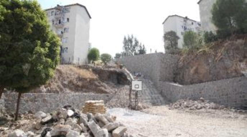 Karşıyaka'da Kentsel D&ouml;n&uuml;ş&uuml;m Cumhuriyet&rsquo;te Başladı