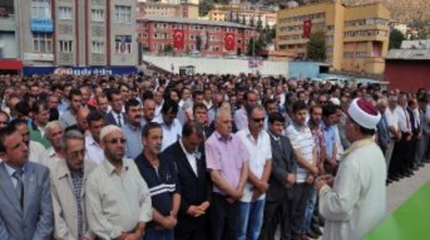 T&uuml;rkan Son Yolcuğuna Uğurlandı