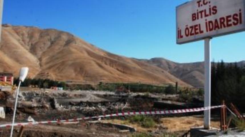 Bitlis Ticaret Merkezi İnşaat &Ccedil;alışmaları Başladı