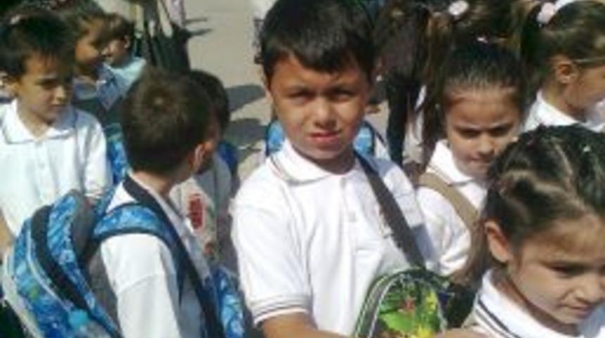 5,5 Yaşındaki &Ccedil;ocuklar Okula &Ccedil;abuk Alıştı