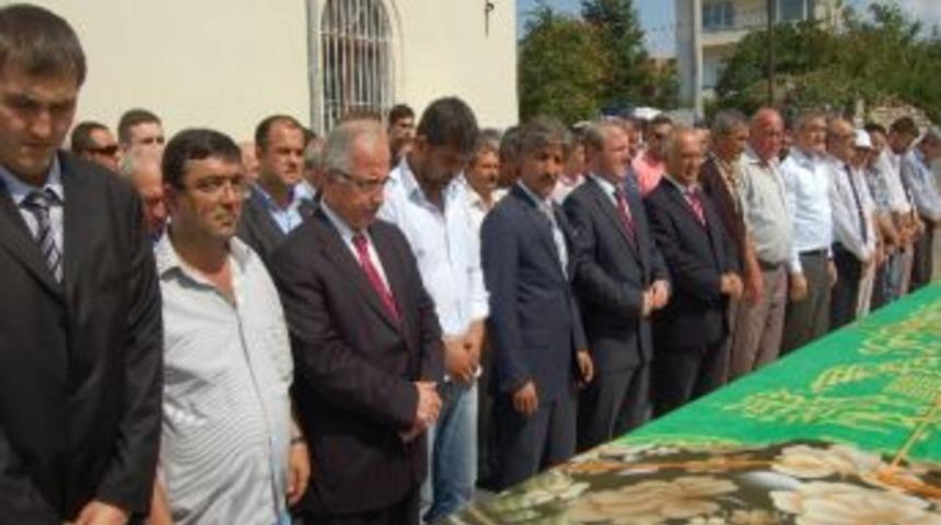 Selde &Ouml;len Kadın Toprağa Verildi