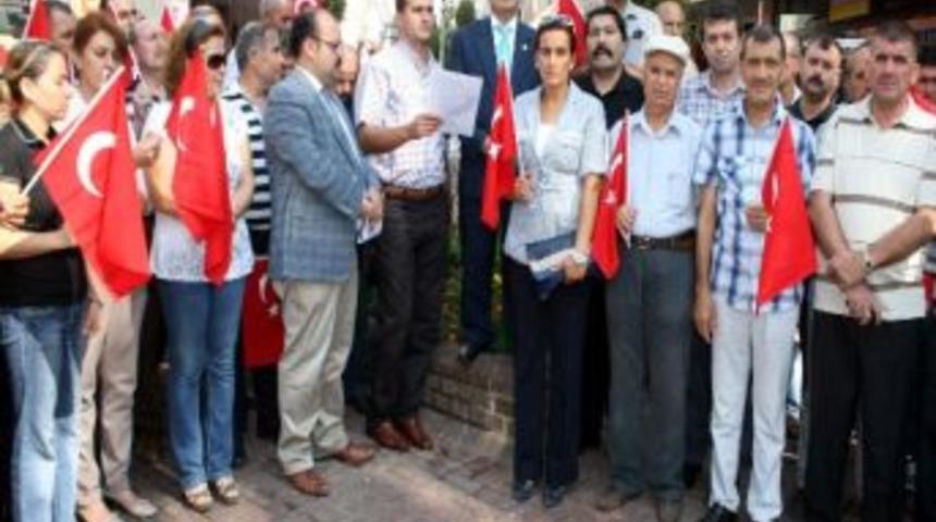 Aydın Mhp&rsquo;den Ter&ouml;r Saldırılarına Bayraklı Protesto