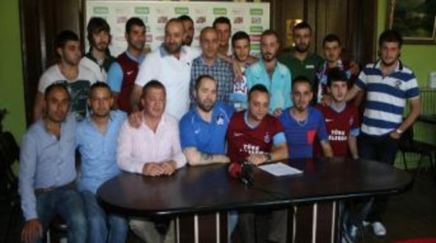 Trabzonspor Taraftar Gruplarından, Onursal Başkan Mehmet Ali Yılmaz'a Protesto