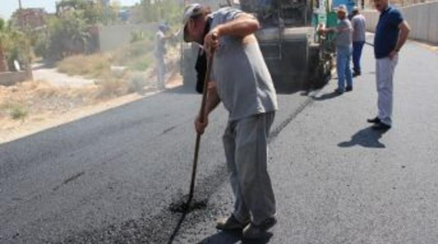 Toroslar Asfalt &Ccedil;alışmalarını S&uuml;rd&uuml;r&uuml;yor