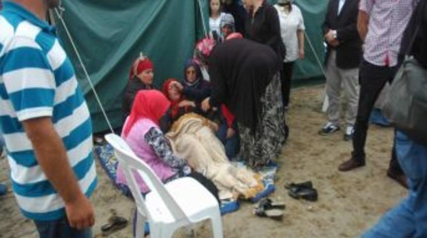 Karadeniz'in Azgın Dalgaları Karasu'da Kaybolan Gen&ccedil;leri Bulmayı G&uuml;&ccedil;leştiriyor