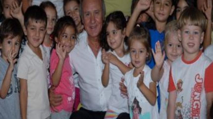 Başkan Evcilmen, Torunu Eliz’le Birlikte Kreşte