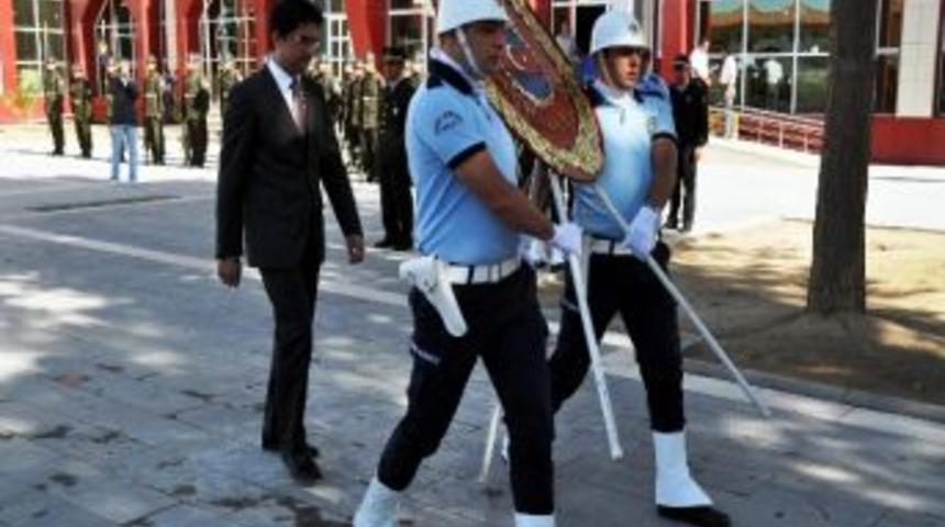 Gaziler G&uuml;n&uuml; Erciş&rsquo;te De Kutlandı