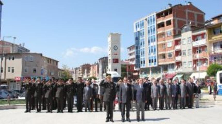 Oltu&rsquo;da Gaziler G&uuml;n&uuml; Kutlandı