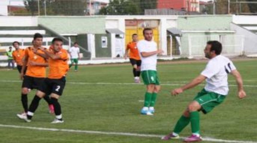 Karsspor Iğdır &Uuml;niversitesi Spor&rsquo;a 2-0 Mağlup Olarak Ziraat T&uuml;rkiye Kupası&rsquo;na Veda Etti