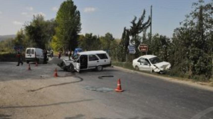 Sinop'ta Kaza: 1 &Ouml;l&uuml;, 3 Yaralı