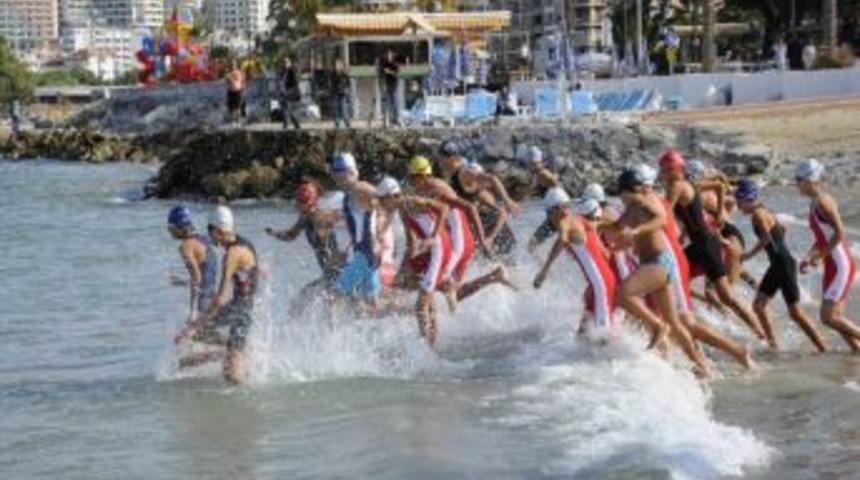 Türkiye Triatlan Şampiyonası'nın Finali Kuşadası'nda Gerçekleştirilecek