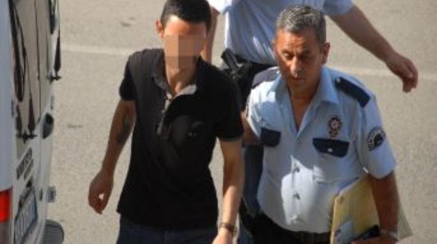 Tabancayla Yakalanan Gen&ccedil; G&ouml;zaltına Alındı