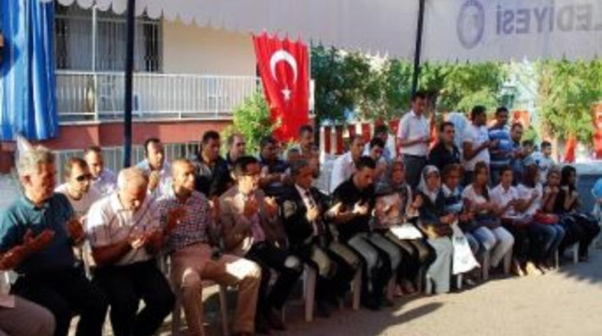 Ak Parti Manisa Milletvekili Yurttaş, Şehit Evini Ziyaret Etti