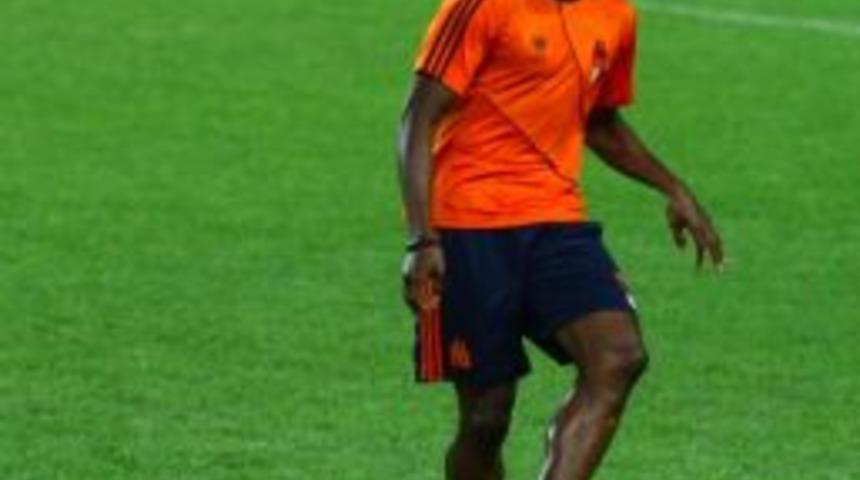 Marsilya, Son &Ccedil;alışmasını Ş&uuml;kr&uuml; Saracoğlu Stadı'nda Yaptı