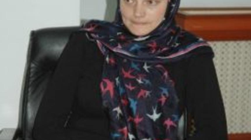 Moldovalı Violeton, Yasemin Oldu