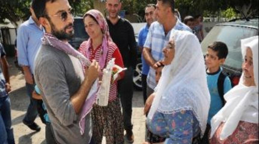 Megastar Tarkan Seferihisar'da