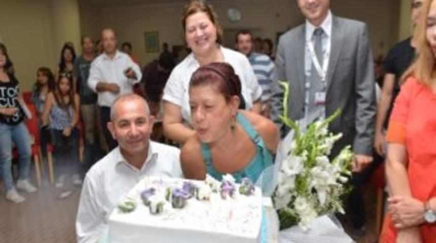 Işıl &Ouml;zgent&uuml;rk&rsquo;e "doğum G&uuml;n&uuml;" S&uuml;rprizi