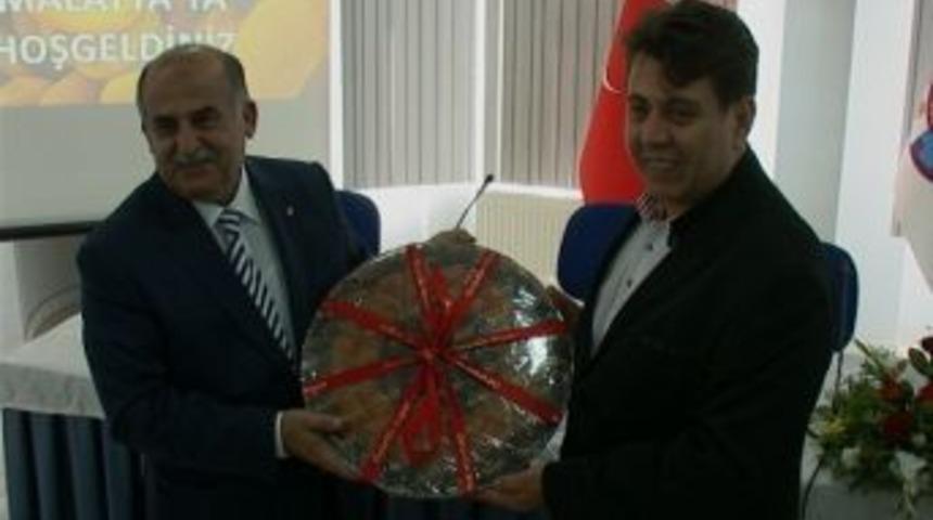 T&uuml;rk&ccedil;e Konuşan İş Adamları Malatya&rsquo;da