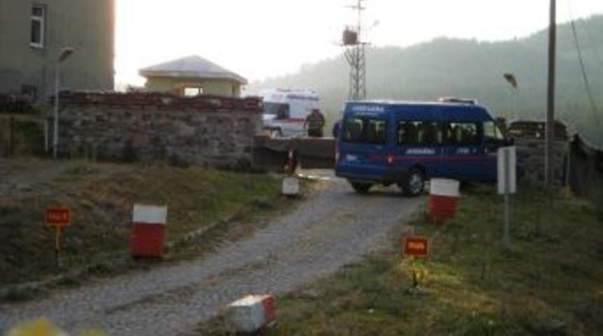 Nişanlısından Ayrılan Asker N&ouml;bet Yerinde İntihar Etti