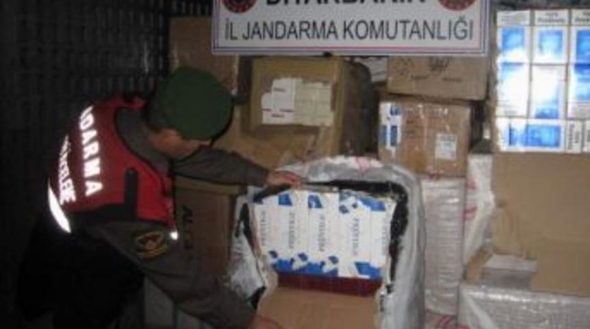 Diyarbakır&rsquo;da 25 Bin 800 Paket Ka&ccedil;ak Sigara Ele Ge&ccedil;irildi