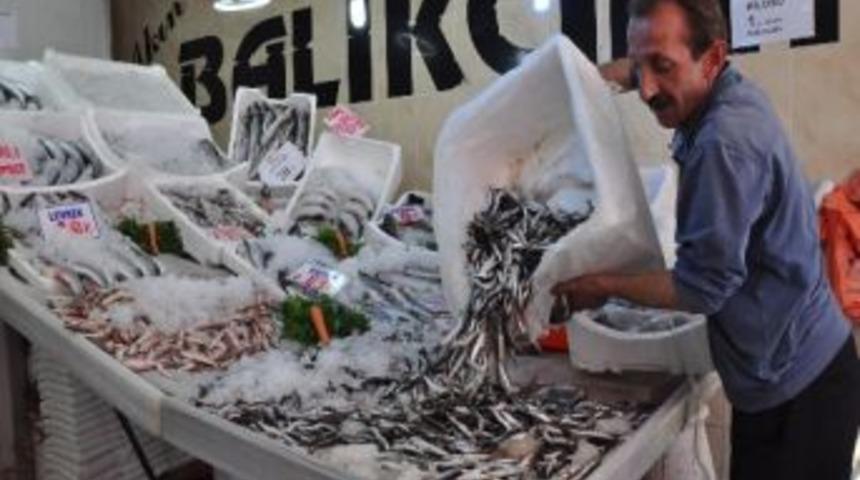 Erzurum Halkı En &Ccedil;ok Hamsiyi Tercih Ediyor