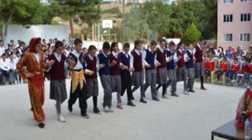 İlk&ouml;ğretim Haftası Kula'da Da Kutlandı