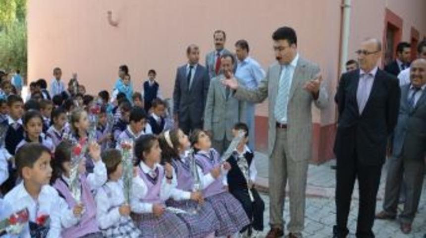 Darende&rsquo;de İlk&ouml;ğretim Haftası Kutlaması